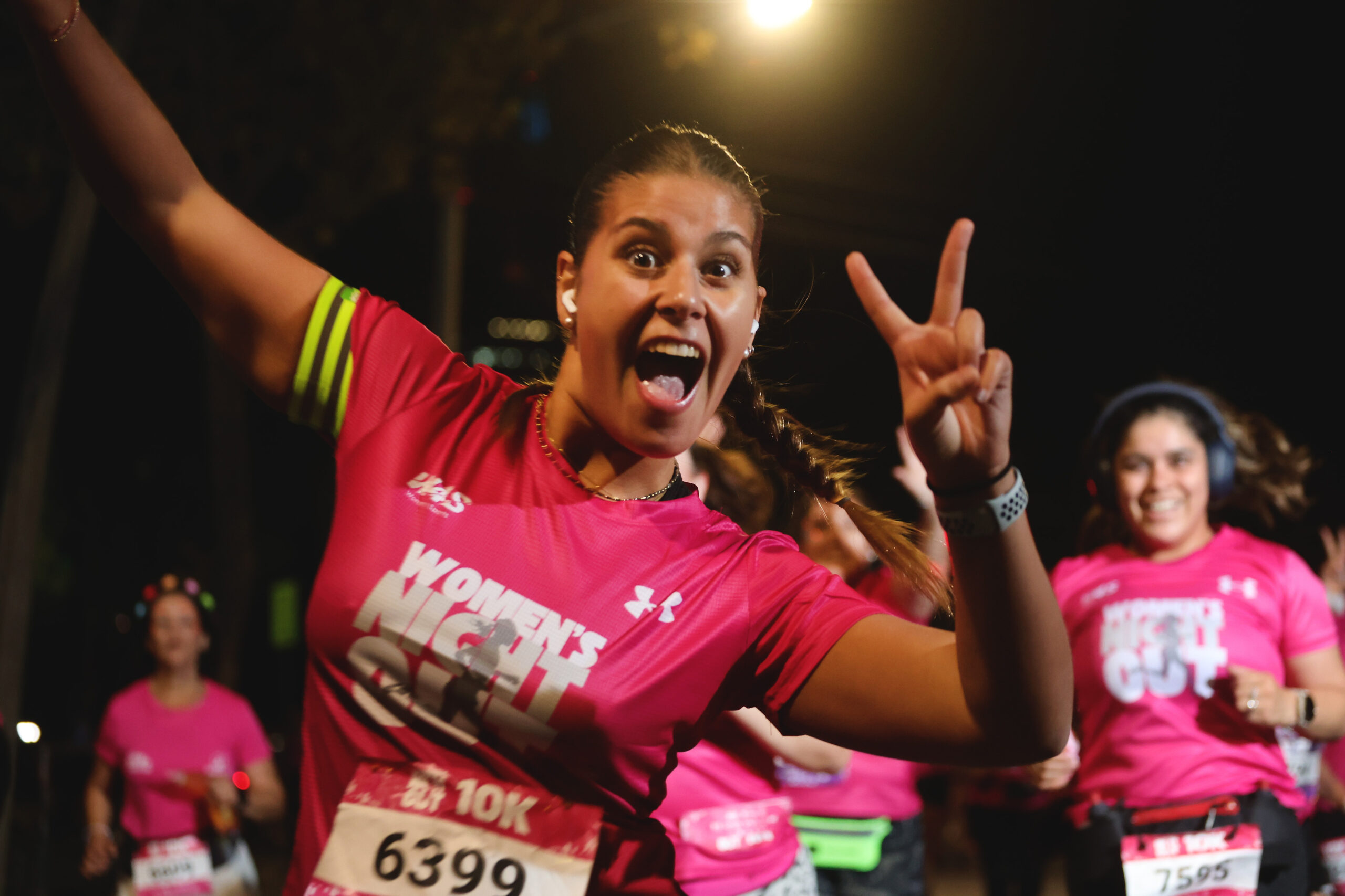 Women’s Night Out 2026: Santiago vibró con miles de mujeres corriendo de noche