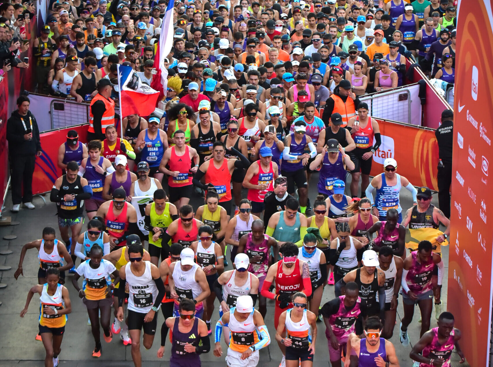 Maratón de Santiago 2026 en números: más de 32 mil inscritos y así fueron los tiempos promedio de los corredores