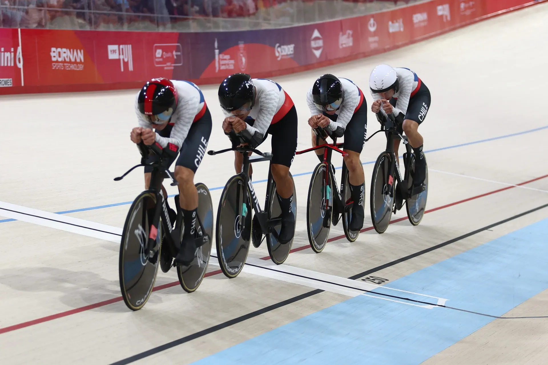 Team Chile bate el récord sudamericano y se cuelga el oro en la persecución por equipos en Santa Fe